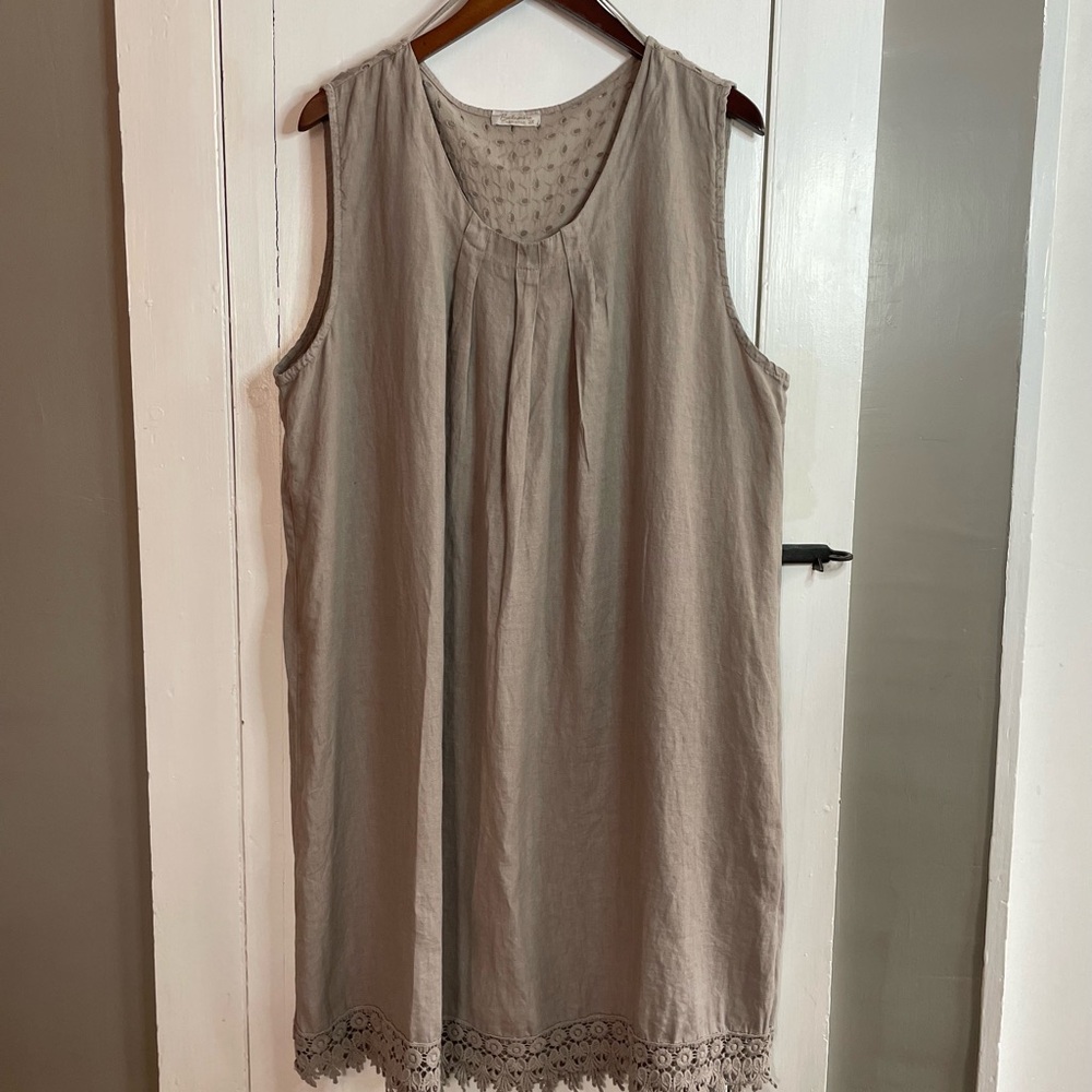100% Linen Taupe Tunic Dress with crochet hem Size 2X Made In Italy